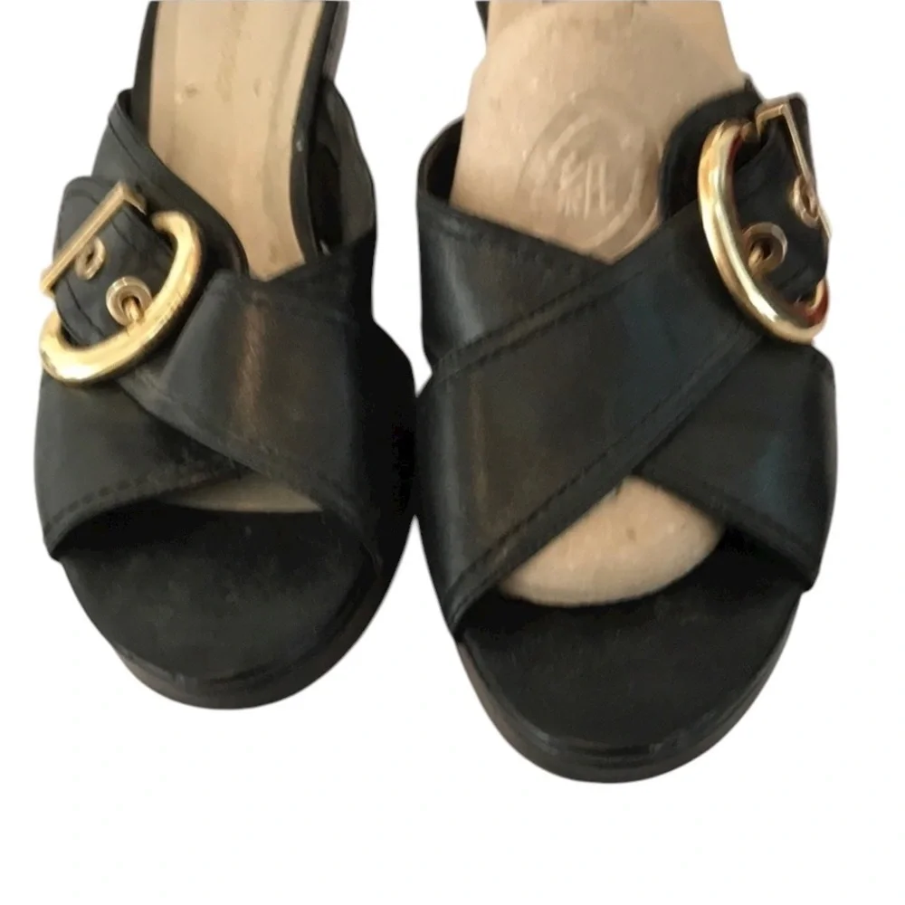 Daisy Fuentes daisy fuentes